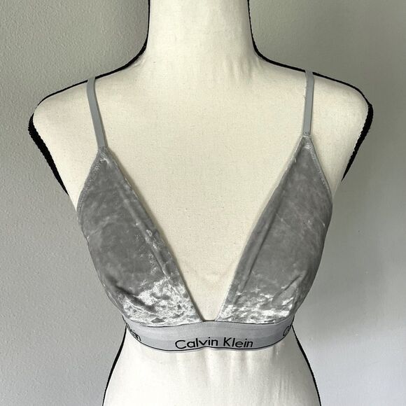Calvin Klein, Gray, Crushed Velvet, Light-Support, Lined Bra. Size Medium. - Picture 1 of 5